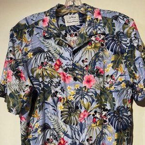 New Disney shirt by Tommy Bahama 100% viscose